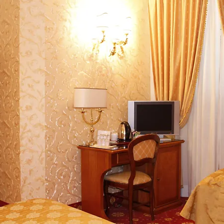 Hotel Pace Helvezia Řím