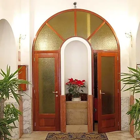 Pace Helvezia Hotel 4*