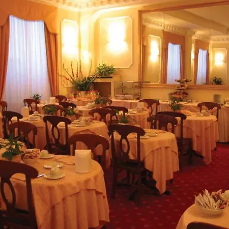 Pace Helvezia Hotel Řím