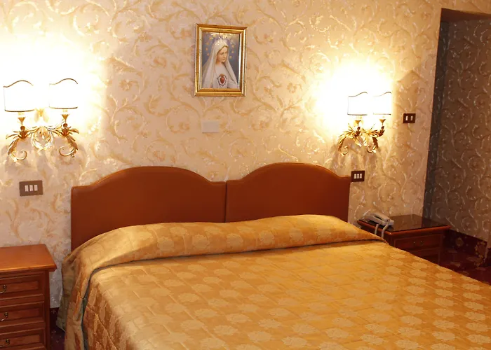 Pace Helvezia Szálloda 4*