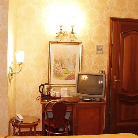 Otel Pace Helvezia 4*