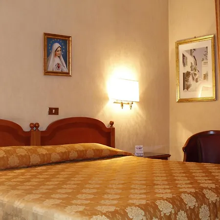 Pace Helvezia Hotel Roma